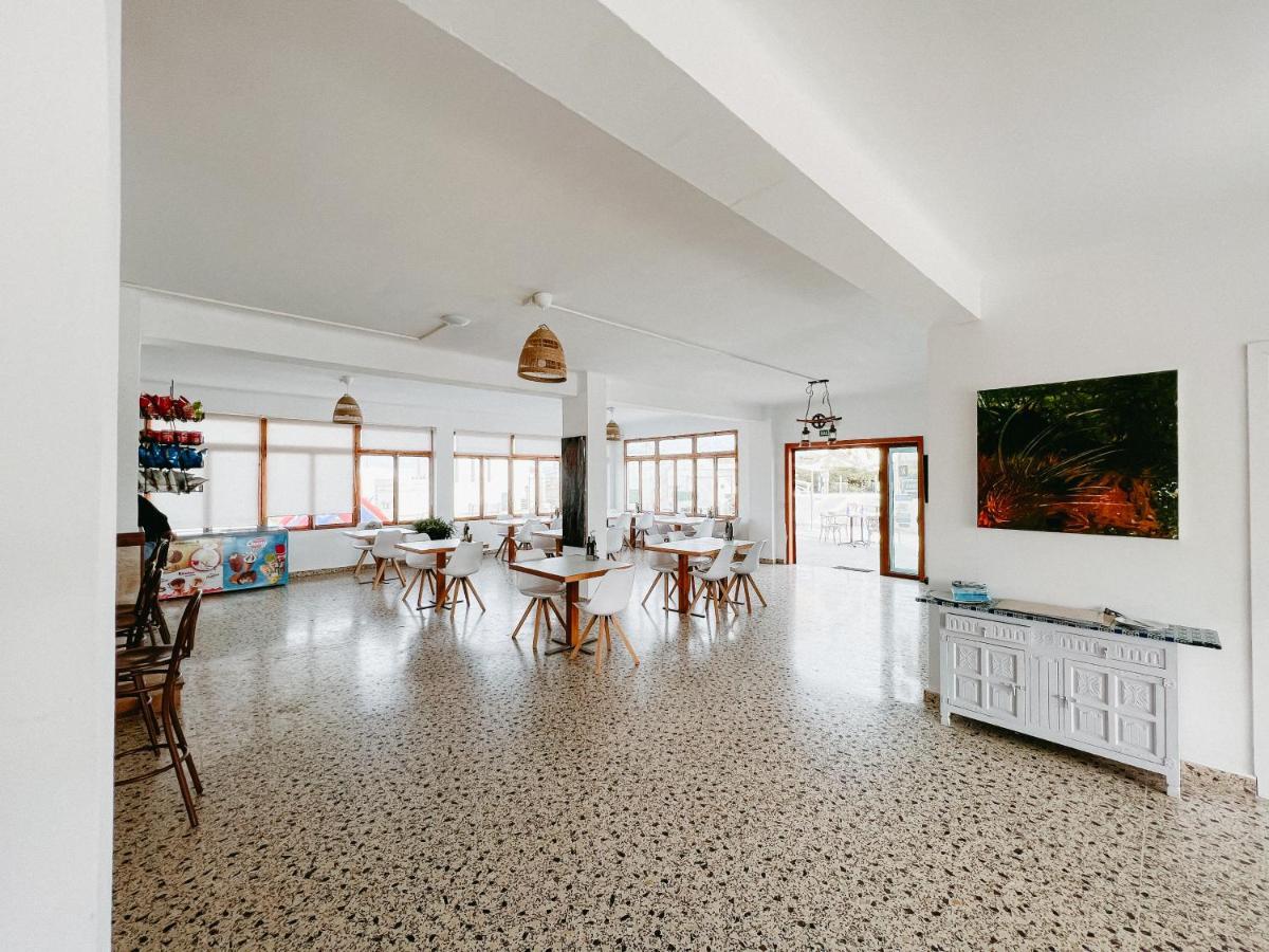 Hostal Cala Llombards Luaran gambar