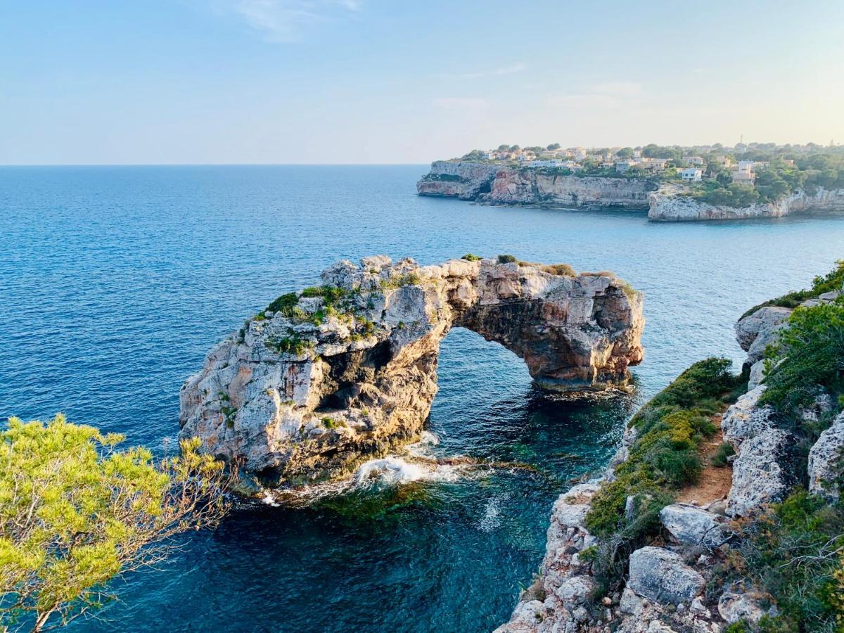 Hostal Cala Llombards Luaran gambar
