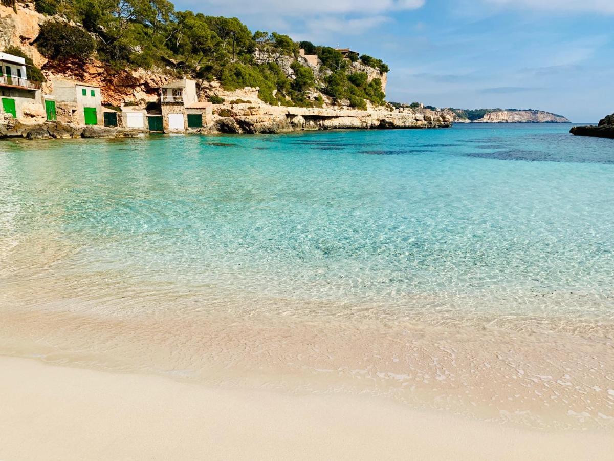 Hostal Cala Llombards Luaran gambar