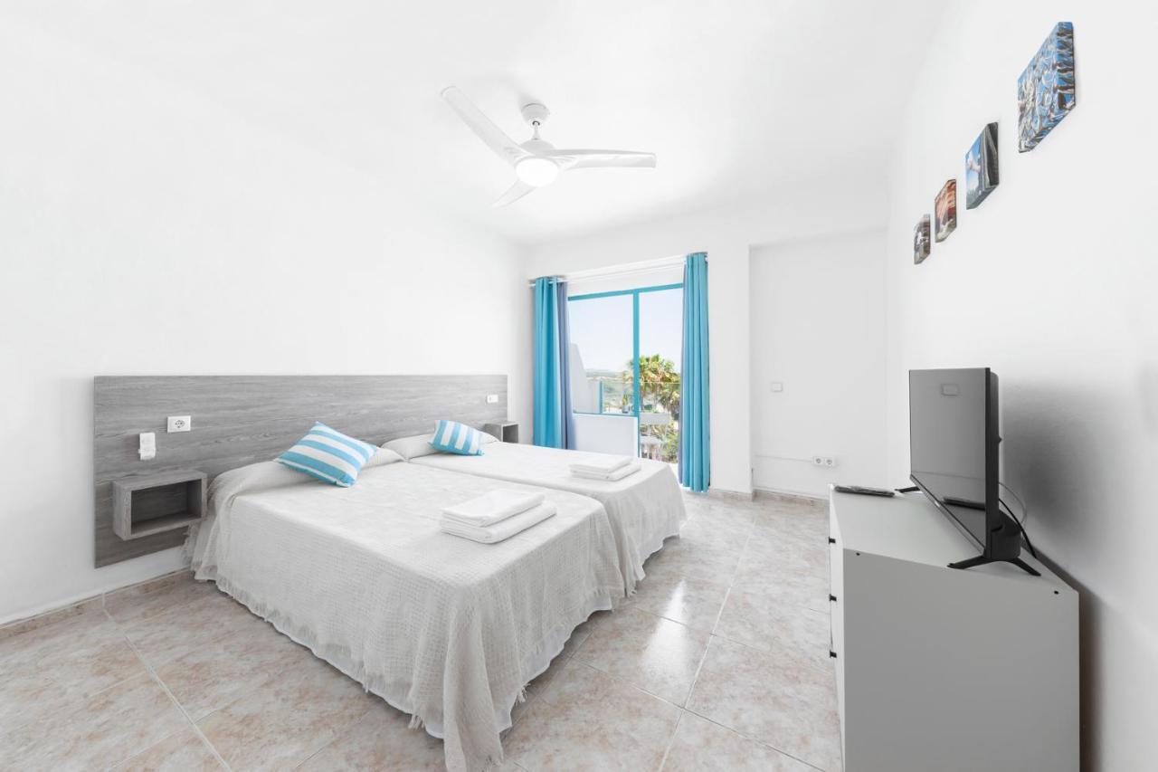 Hostal Cala Llombards Luaran gambar