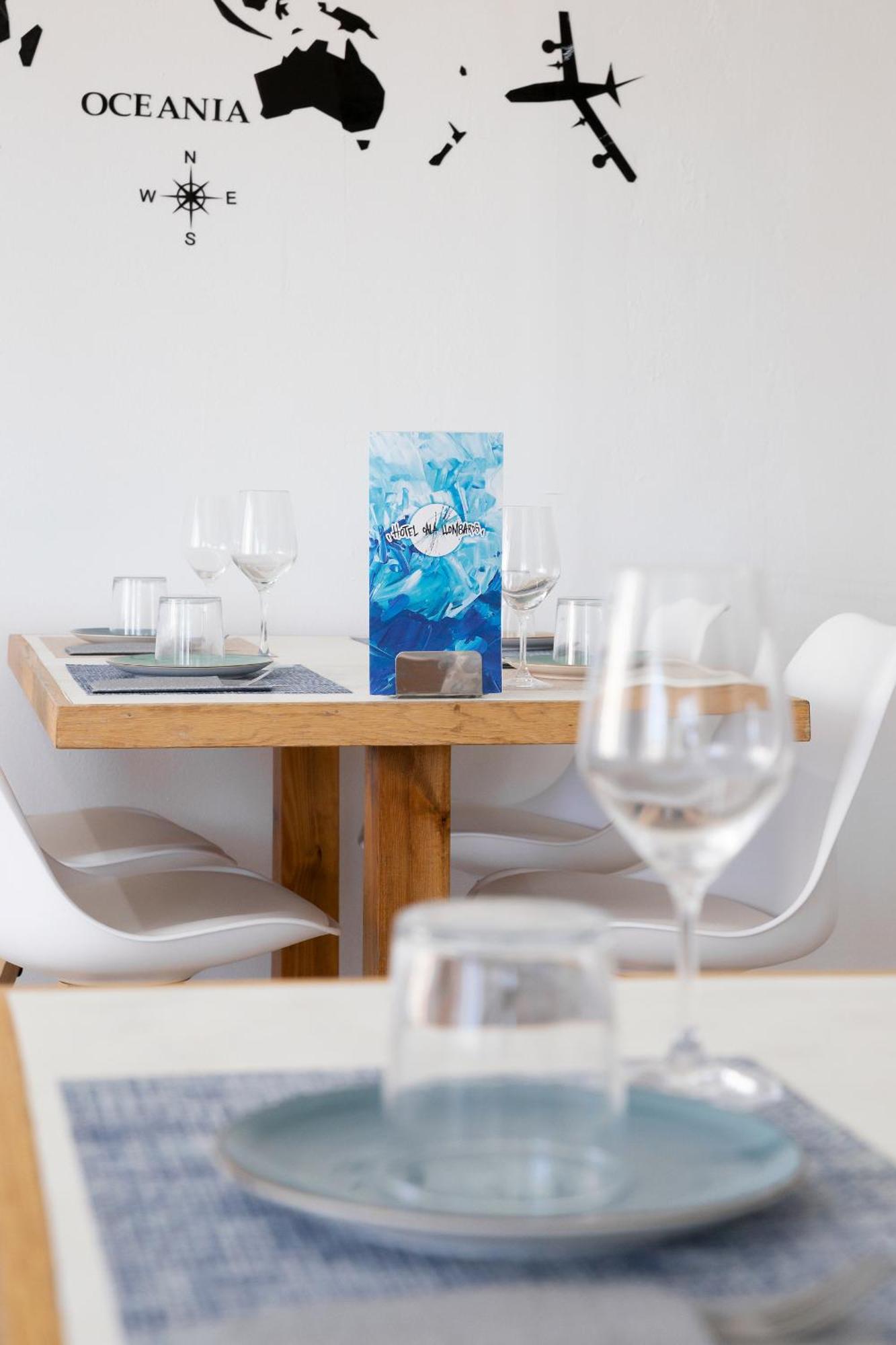 Hostal Cala Llombards Luaran gambar