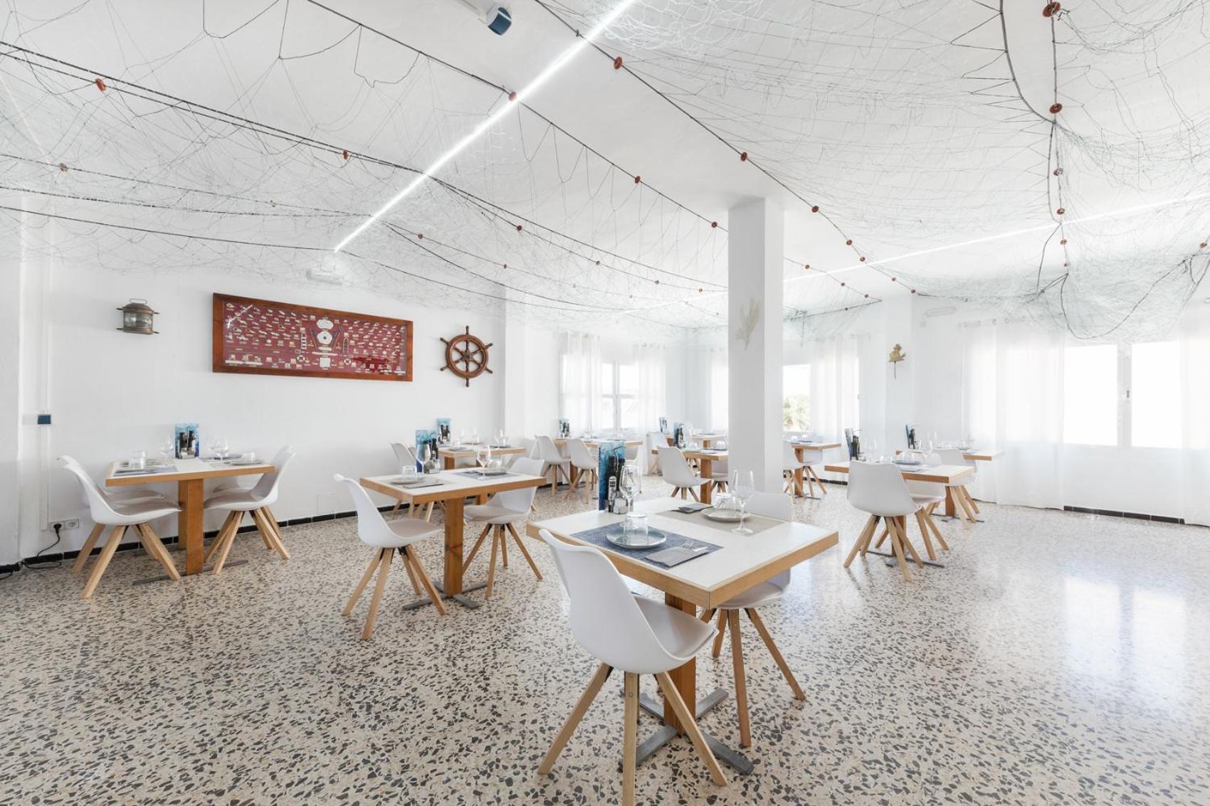 Hostal Cala Llombards Luaran gambar