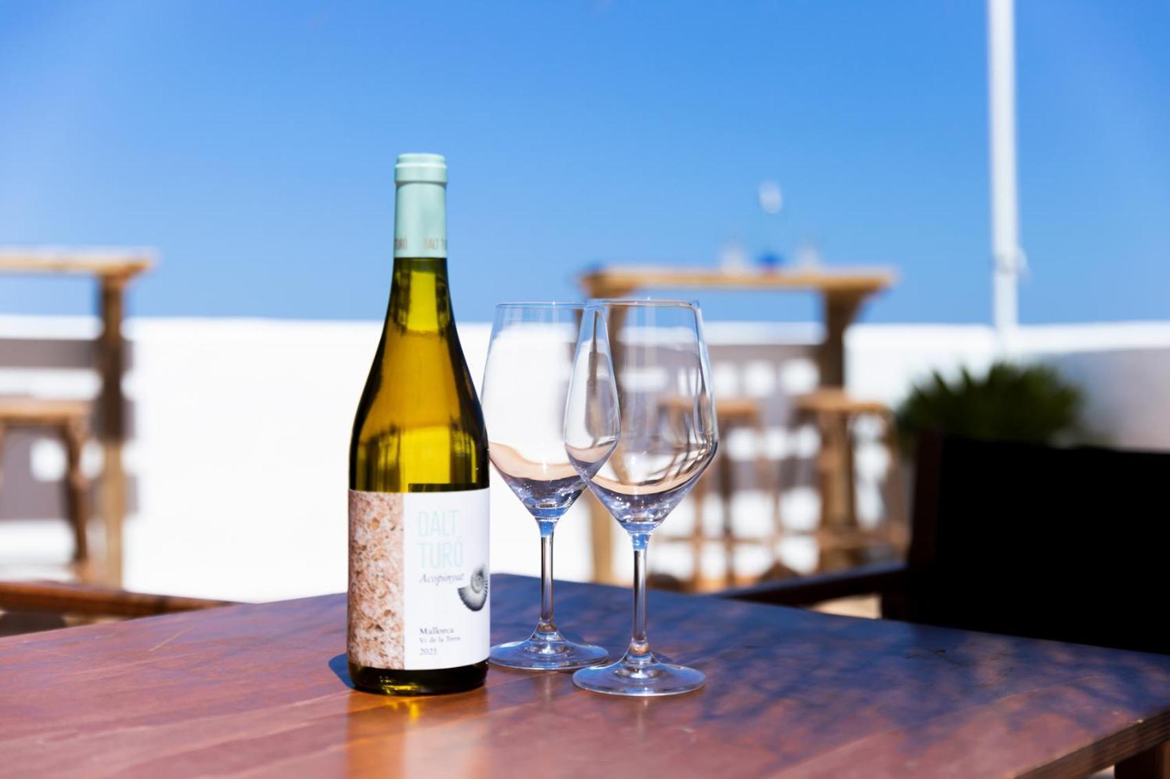 Hostal Cala Llombards Luaran gambar