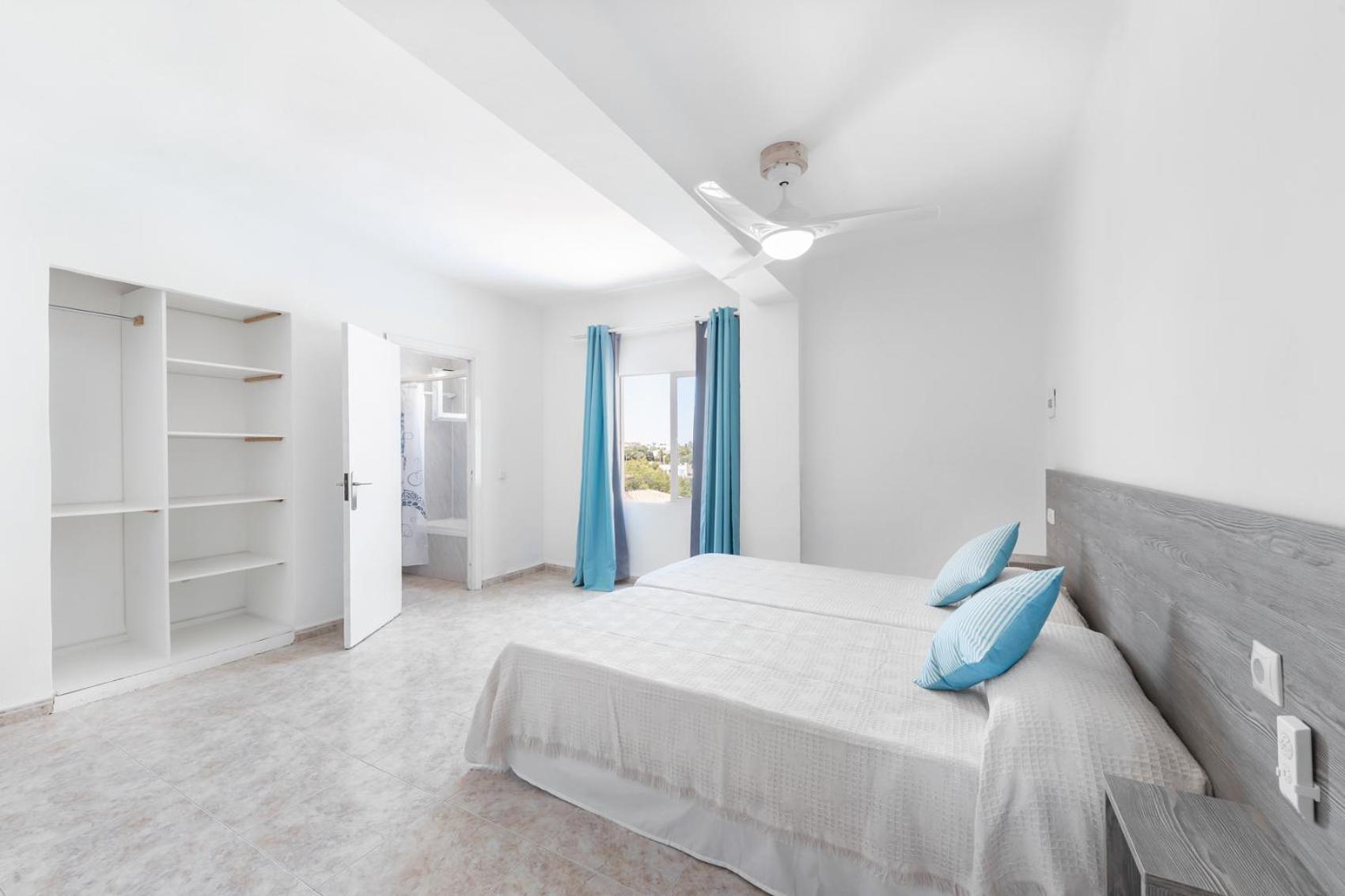 Hostal Cala Llombards Luaran gambar